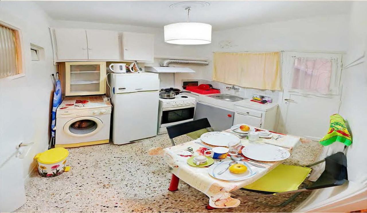 Studio Apartment Атина Екстериор снимка